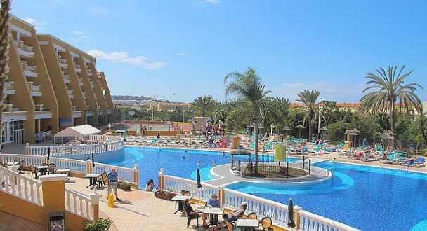 Playa Real Resort 阿德耶 外观 照片